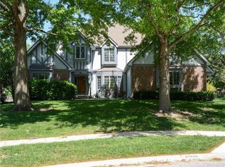 4908 W 114th St, Leawood, KS 66211