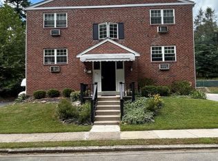 512 Stidman Dr APT D1, Springfield, PA 19064