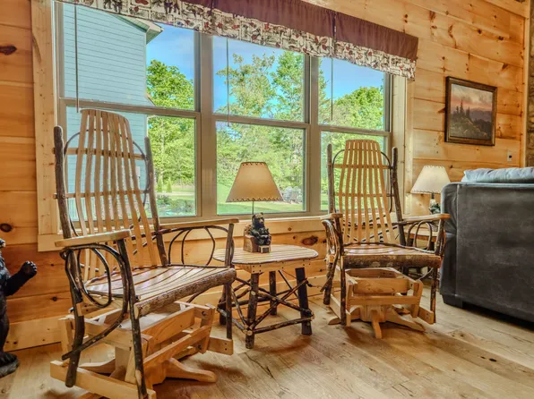 (undisclosed Address), Gatlinburg, TN 37738