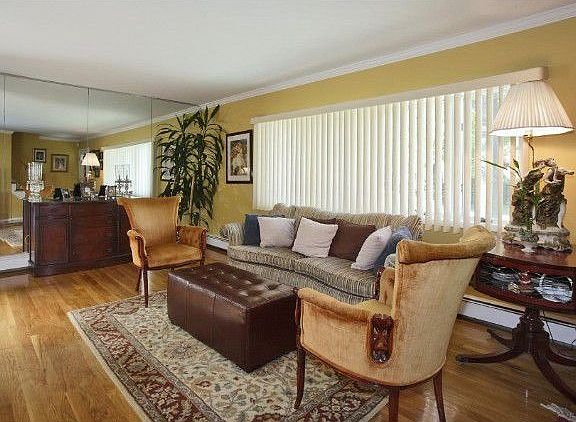 2nd image of 243 New Hyde Park Rd