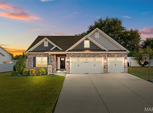 1298 Riesling Ln, Pevely, MO 63070