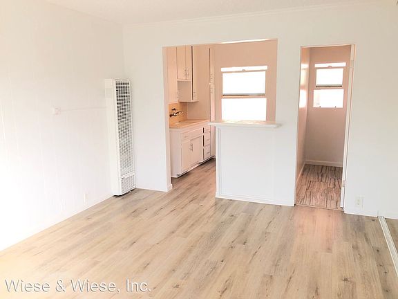 3rd image of 217 Nieto Ave APT D