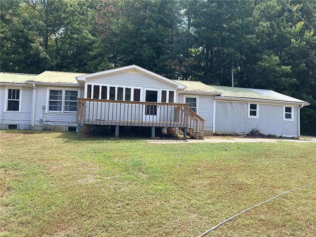 3 bed, 2.0 bath, 1644 sqft, $1,500 — Photo 3