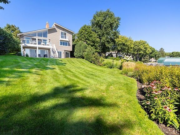 2nd image of 1790 Shadywood Rd