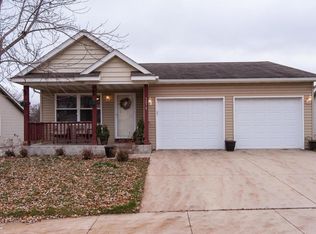 3078 Rose Heights Dr SE, Rochester, MN 55904