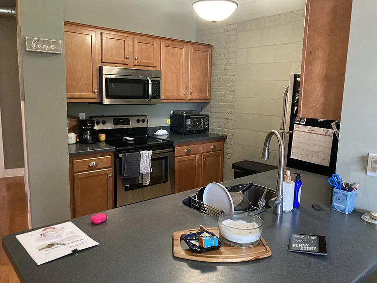 4-6 Sheridan Ave #5C — Photo 6