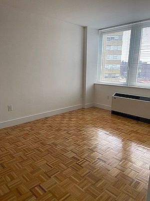 4th image of 97-45 Queens Blvd #603