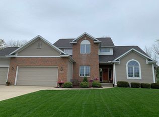 3090 Crofton Dr, Dewitt, MI 48820