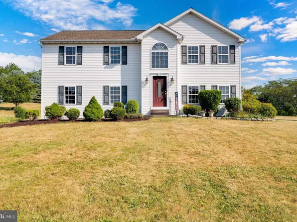 280 Independence Dr, Hamburg, PA 19526