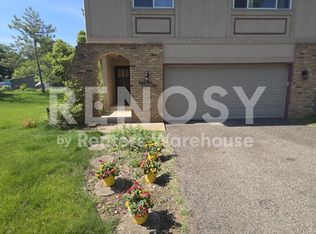 15536 Garfield Cir, Eden Prairie, MN 55344
