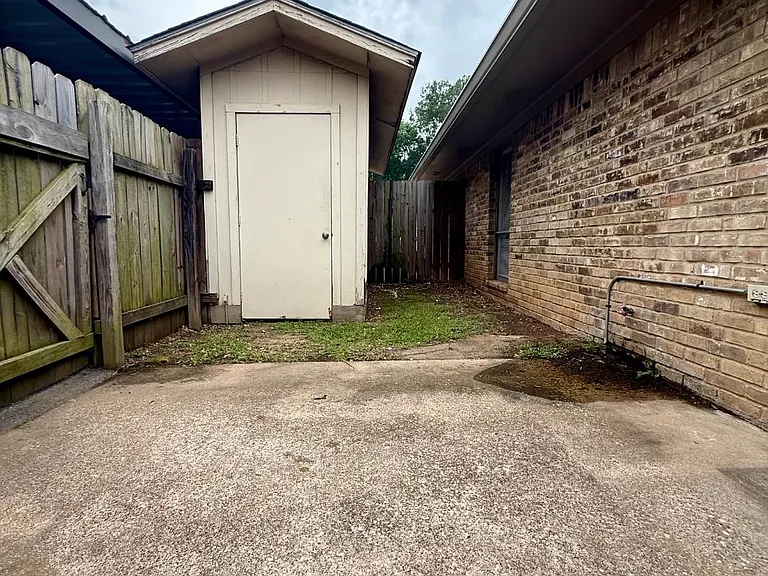 1734 Preston Dr #1732 — Photo 13