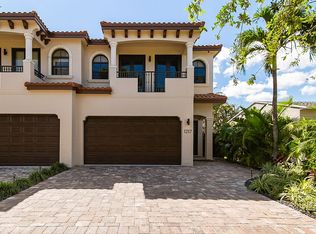 1217 N Victoria Park Rd, Fort Lauderdale, FL 33304