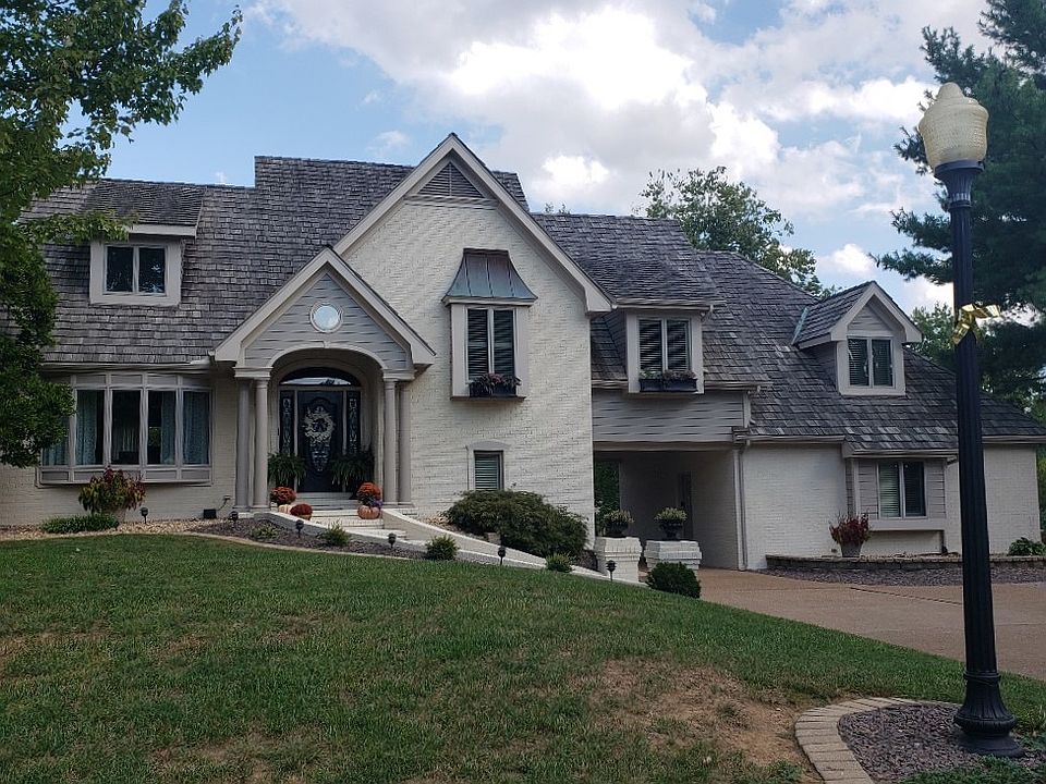 1st image of 21 Southbridge Ln