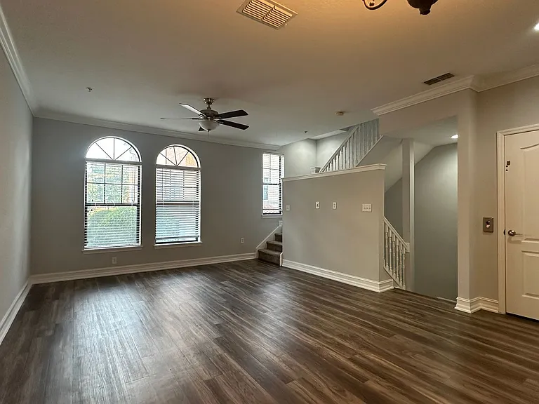 3720 Messina Dr — Photo 26