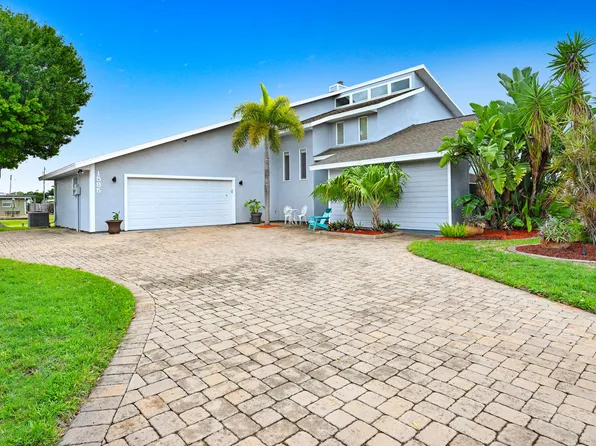 1585 Sykes Creek Dr, Merritt Island, FL 32953