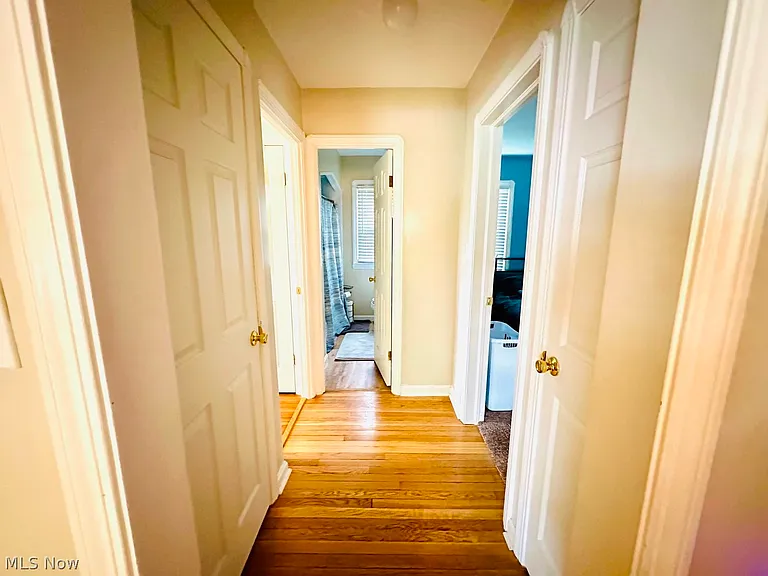 7077 Greenleaf Ave — Photo 6