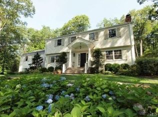 75 Glen Dr, New Canaan, CT 06840