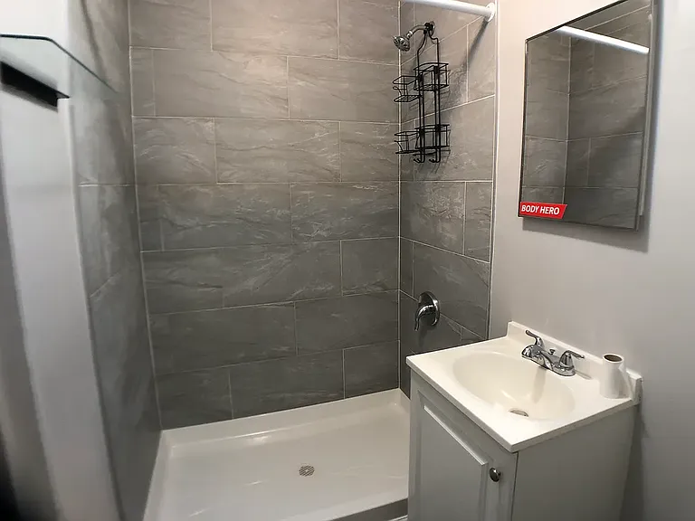 1547 Pacific St #1 — Photo 8