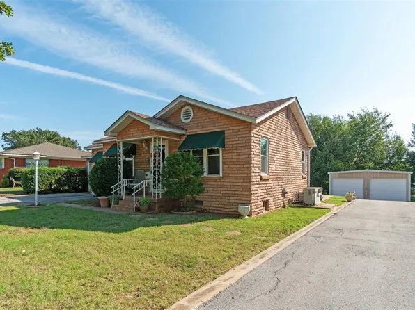 1703 S Mission St, Anadarko, OK 73005