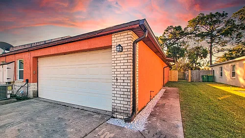 318 Sun Dial Ct Photo 1