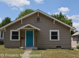 943 S Newton Ave, Springfield, MO 65806