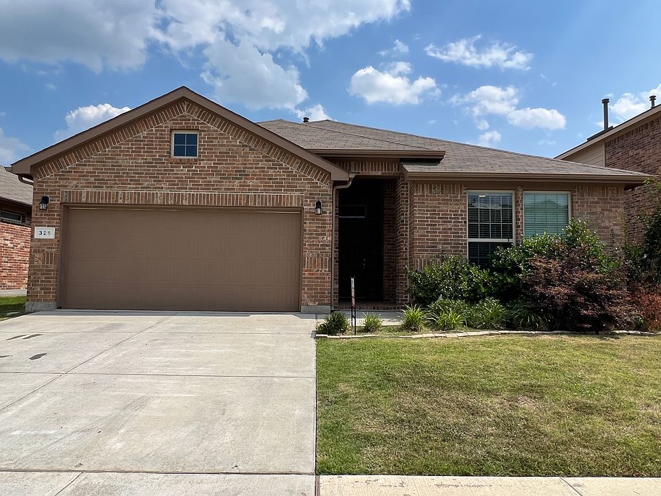 1st image of 325 Cypress Creek Ln