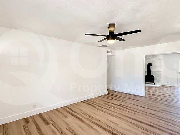 4th image of 4827 W Michigan Ave