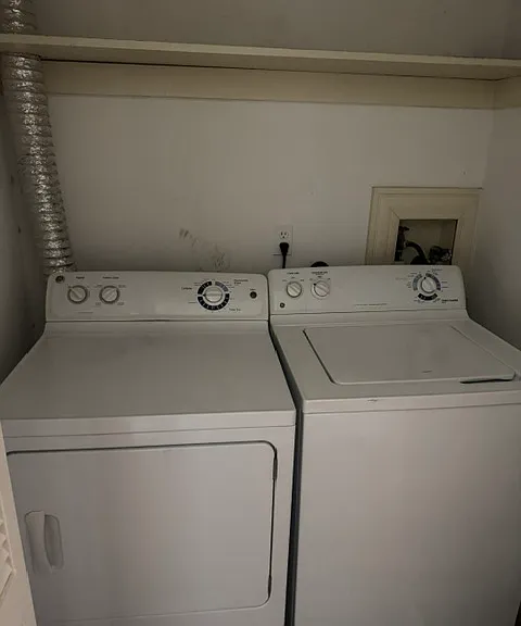 200 W Broad St #302 — Photo 7