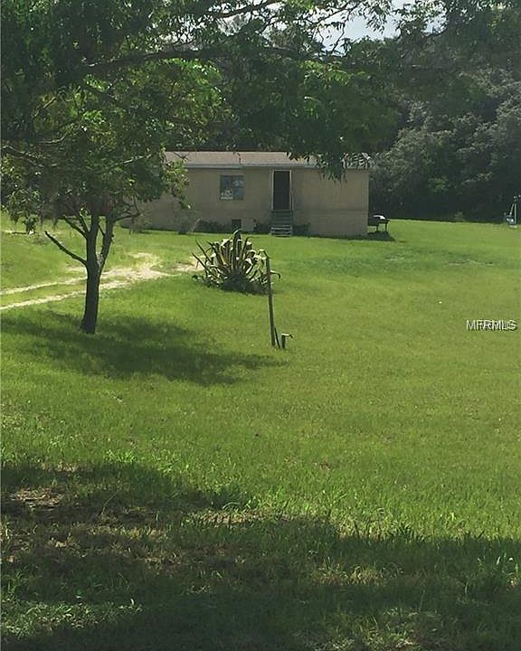 1st image of 219 N 10th St