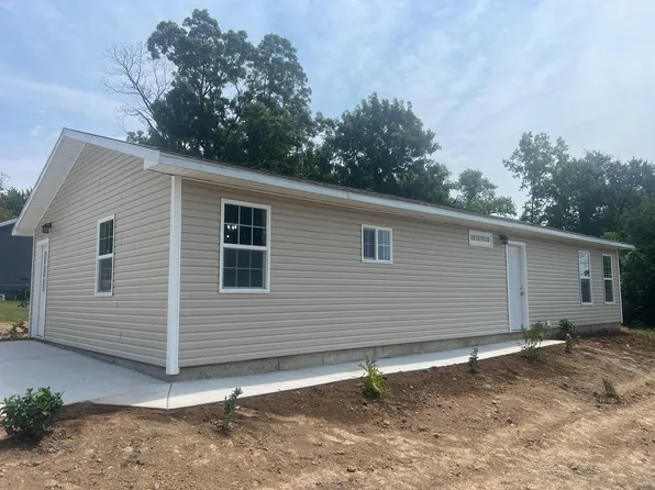 324 W 7th Street, Mountain Grove, MO 65711