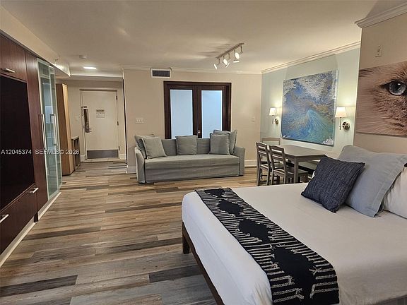 2nd image of 1024 Ocean Drive #A305