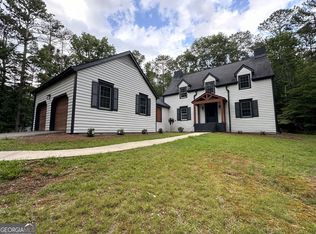 203 Parkway Dr, Peachtree City, GA