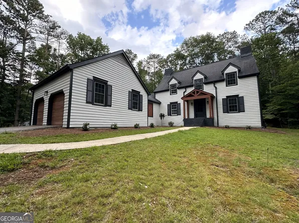 203 Parkway Dr, Peachtree City, GA 30269