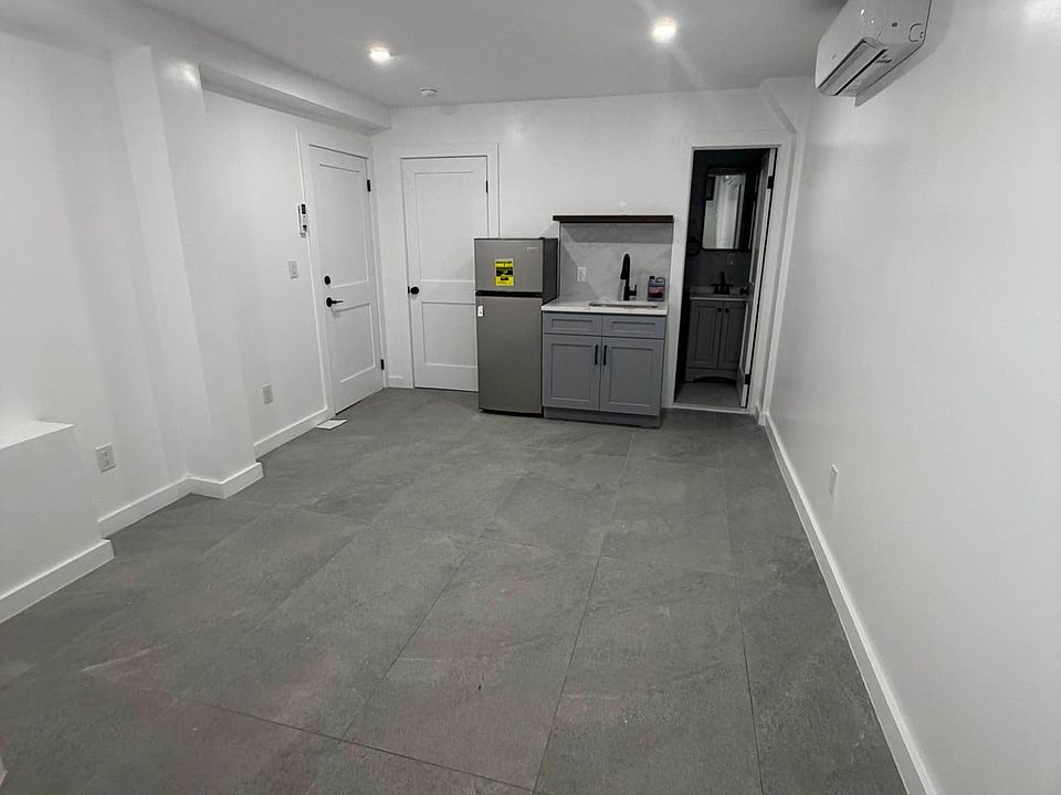 1st image of 129 Beadel St #G