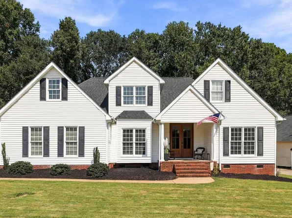 7 Pembark Ln, Simpsonville, SC 29681