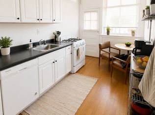 3753 N Fremont St #3S, Chicago, IL 60613