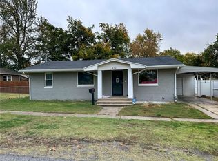 210 Lee Ave, Columbus, KS 66725