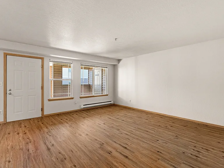 1 Bedroom Deluxe 768 Sq Ft 1 Bedroom Deluxe 768 Sq Ft