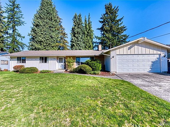 4th image of 9307 47th Dr NE