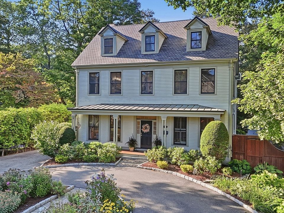 1st image of 7 Locust Ave