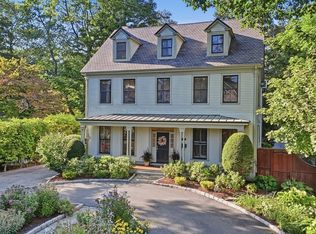 7 Locust Ave, Lexington, MA 02421