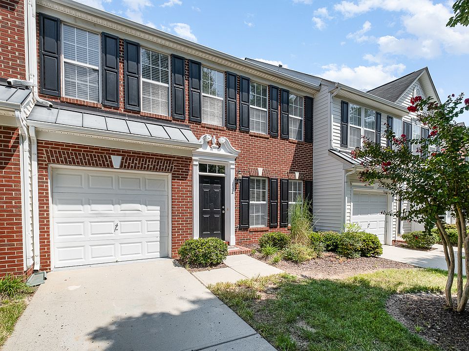 1st image of 132 S Arcadian Way