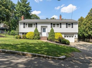 7 Locust St, Reading, MA 01867