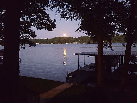 4th image of 426 Elk Shores Dr