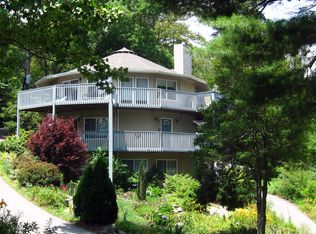 1 Hope Cir, Asheville, NC 28804