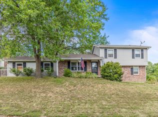 480 N Crater Lake Dr, Columbia, MO 65201
