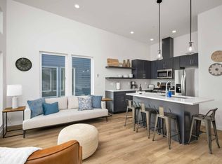 920 SW 48th St #3, Lincoln City, OR