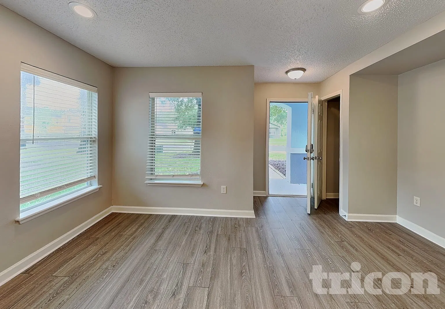 11626 Brian Lakes Drive Jacksonville FL — Photo 3