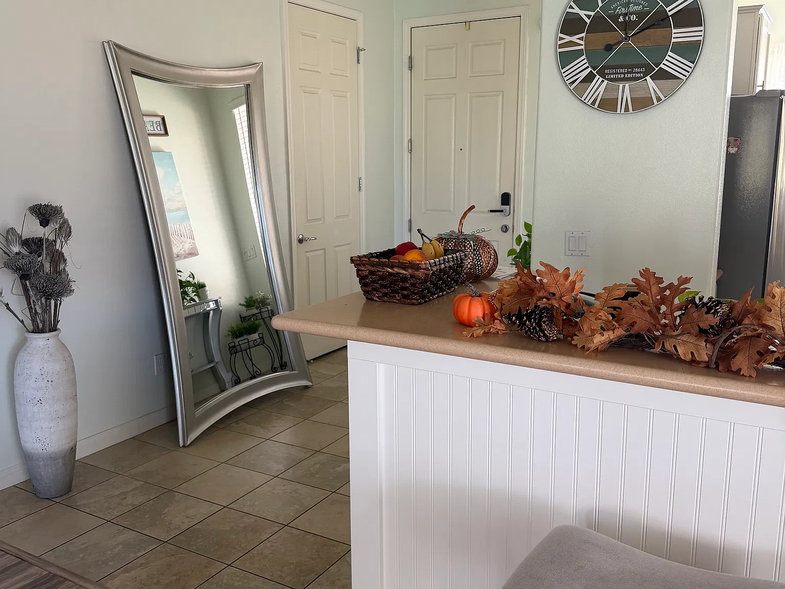 2 bed, 1768 sqft, $2,700 — Photo 3