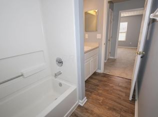 6655 Eagle Ridge Ln, Canal Winchester, OH 43110